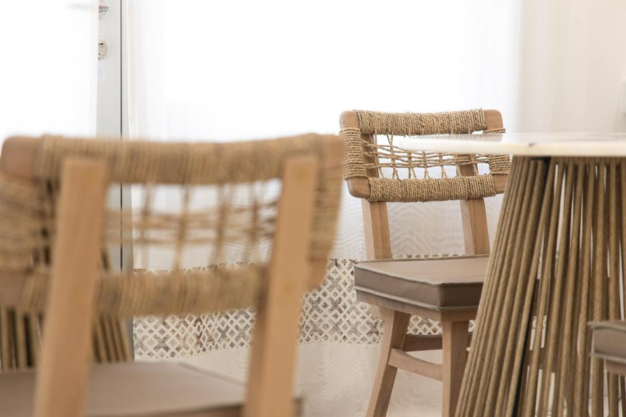 Flora (adults Only) 2* Naxos City