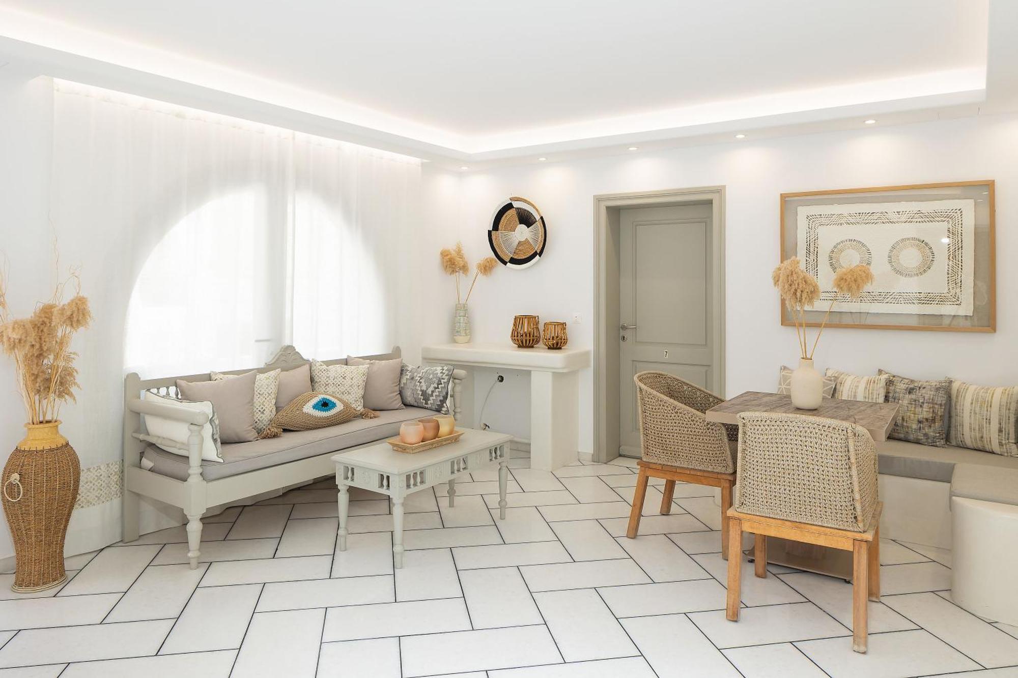 Flora (adults Only) Otel 2*