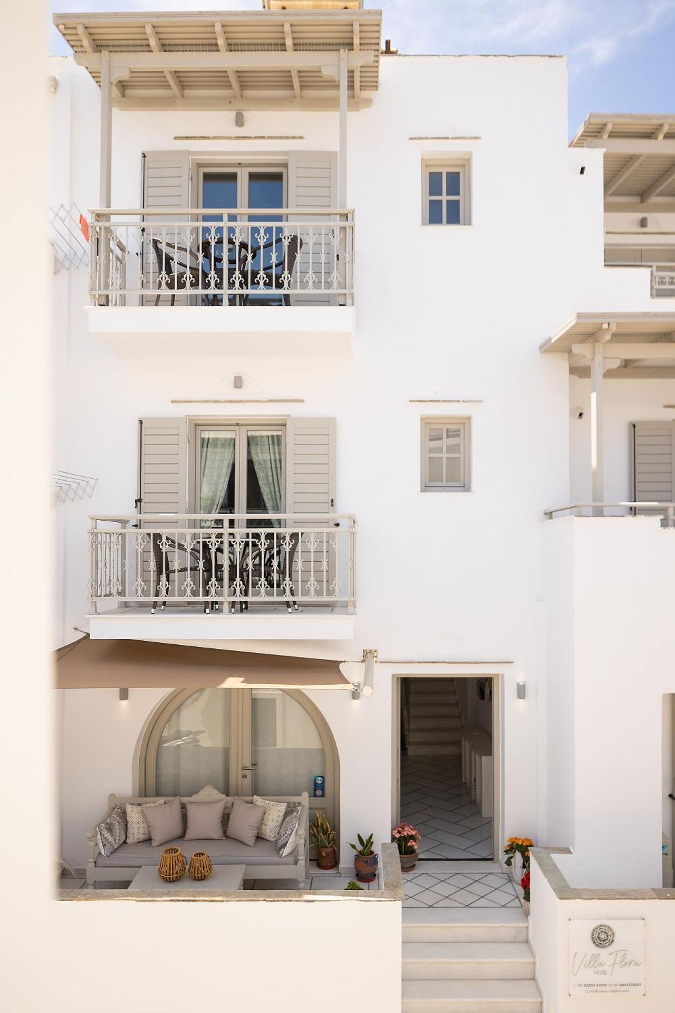 Flora (adults Only) Otel